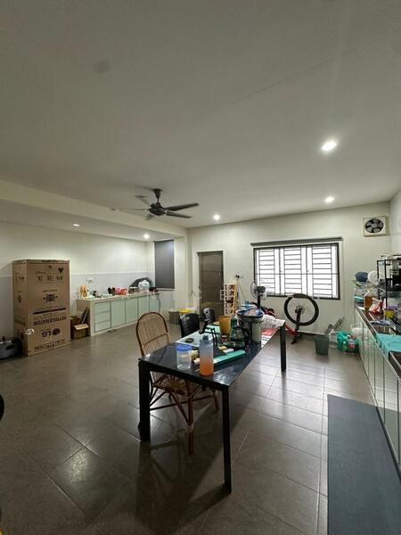 Setia Tropika untuk Untuk Dijual - RM 788,000, Mac 2026 - Kitchen - PropertyGuru.com.my