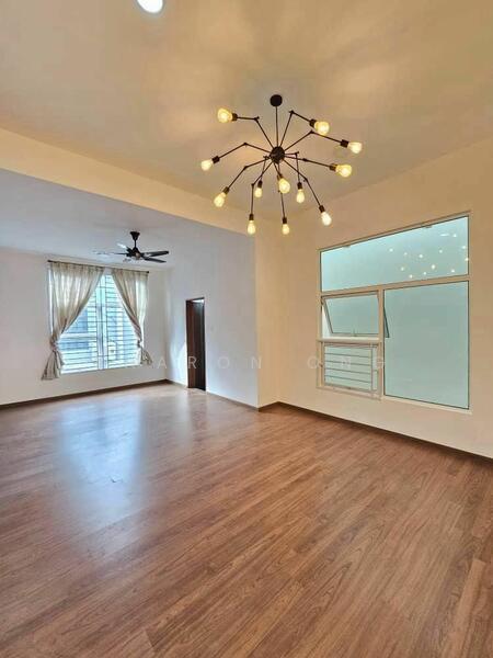 Cluster House for Sale in Taman Austin Heights (Tebrau) - Sharon Ong - Living Room - PropertyGuru.com.my