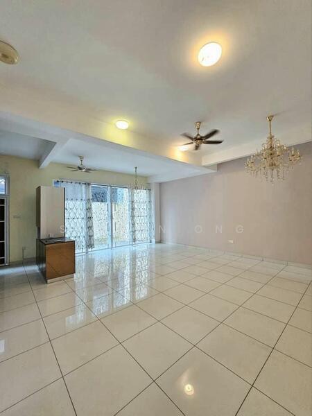 Cluster House for Sale in Taman Austin Heights (Tebrau) - Sharon Ong - Living Room - PropertyGuru.com.my