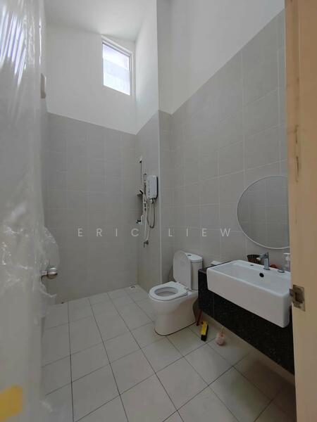 2-storey Terraced House for Sale in Eco Forest (Semenyih) - Eric Liew - Bathroom - PropertyGuru.com.my