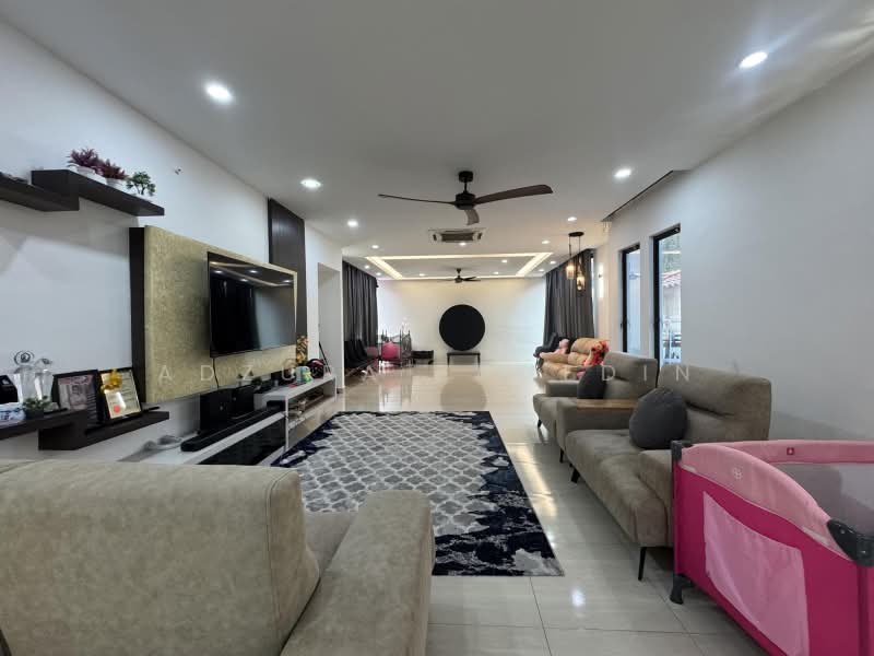 Bungalow for Sale in Country Heights (Kajang) - Adzura Zamedin - Living Room - PropertyGuru.com.my