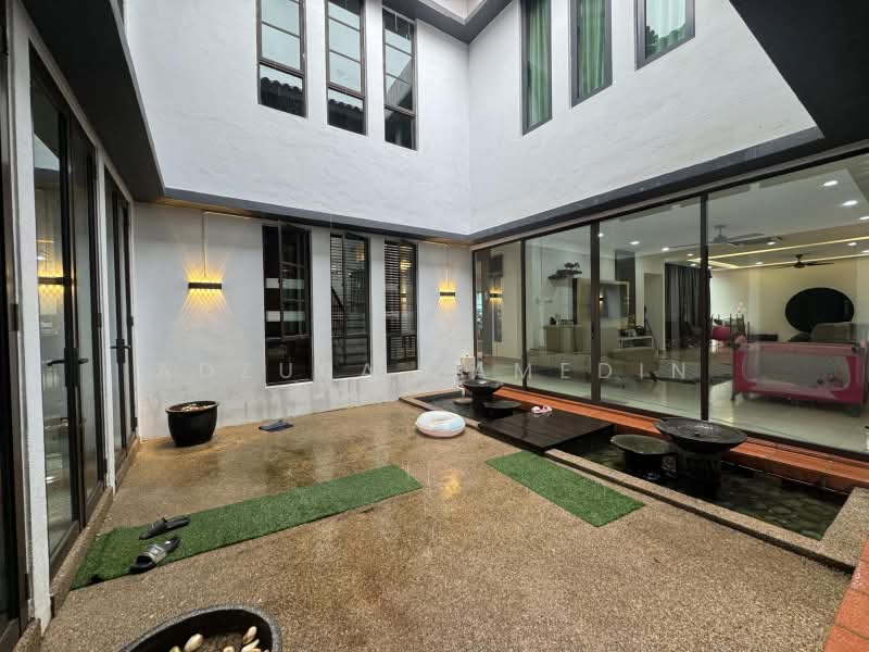 Bungalow for Sale in Country Heights (Kajang) - Adzura Zamedin - Living Room - PropertyGuru.com.my