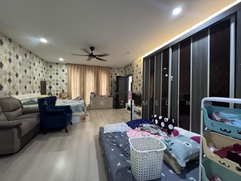 Bungalow for Sale in Country Heights (Kajang) - Adzura Zamedin - Bedroom - PropertyGuru.com.my