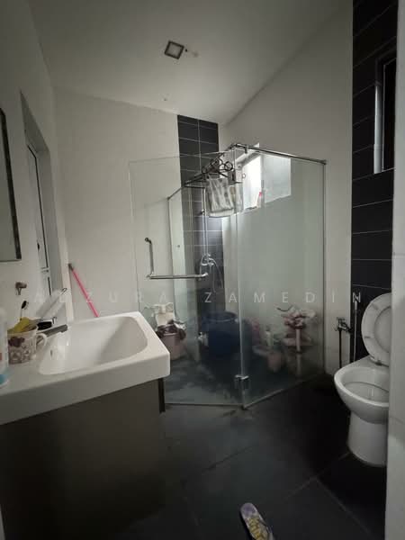 Bungalow for Sale in Country Heights (Kajang) - Adzura Zamedin - PropertyGuru.com.my