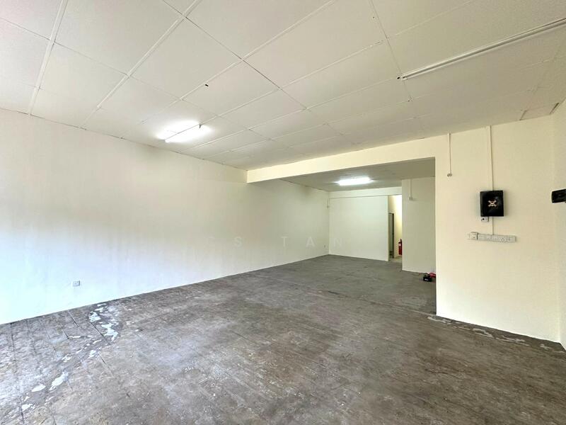 Shop for Sale in Taman Desaru Utama (Pengerang) - CS Tan - Interior - PropertyGuru.com.my