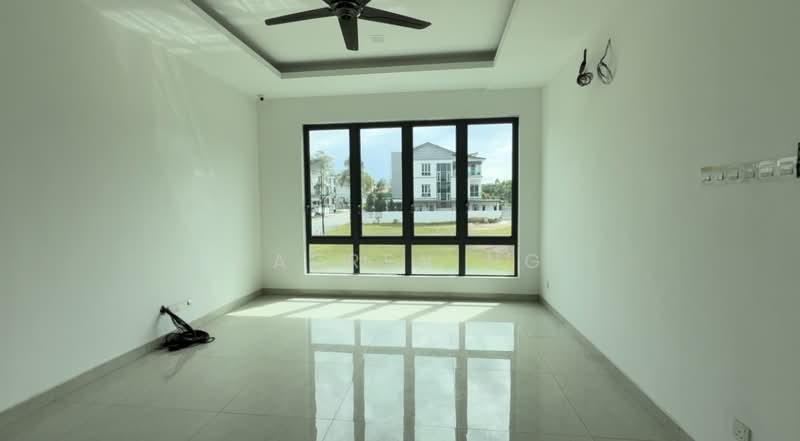 Bungalow for Sale in Subang Jaya (Selangor) - Darren Ng - Living Room - PropertyGuru.com.my