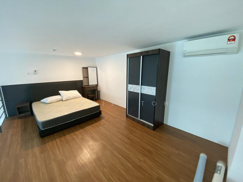 For Rent - Armani Soho