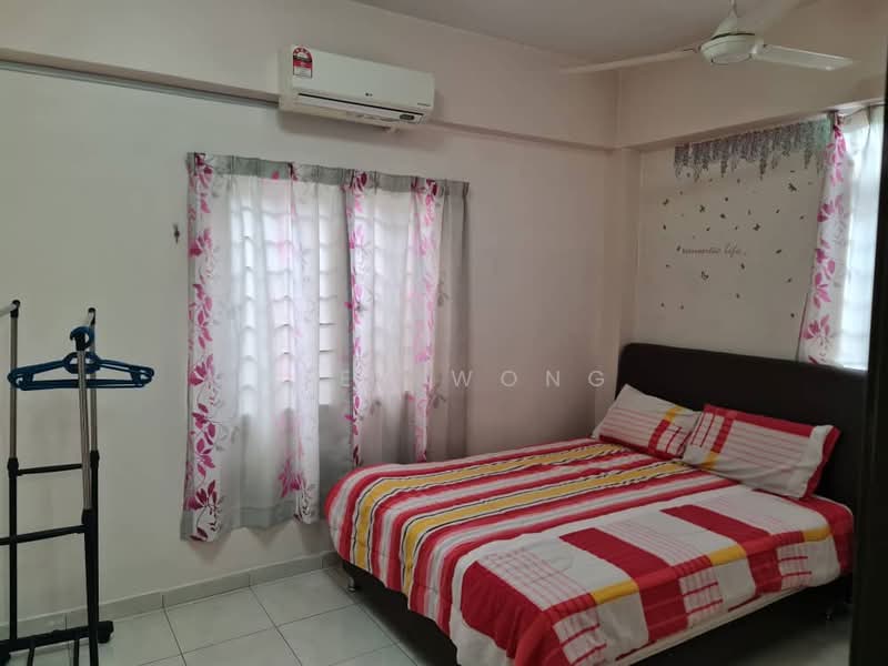 Apartment for Rent at Sri Bayu Apartments - Joey Wong - Bedroom - PropertyGuru.com.my