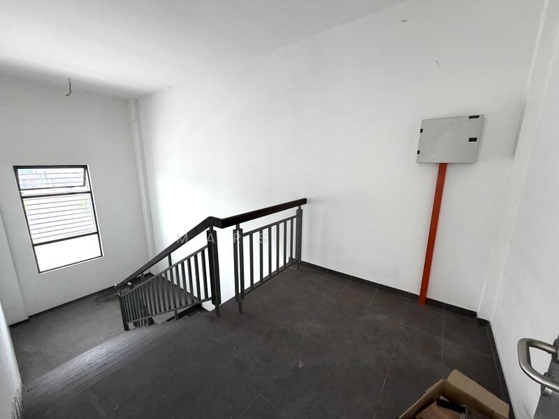 Factory for Rent in Taman Perniagaan Setia (Johor Bahru) - Mars Hoe - Interior - PropertyGuru.com.my