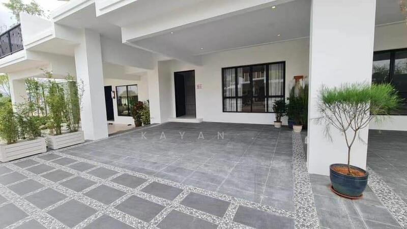 Cluster House for Sale in Bandar Seri Botani (Ipoh) - Kayan . - Exterior - PropertyGuru.com.my