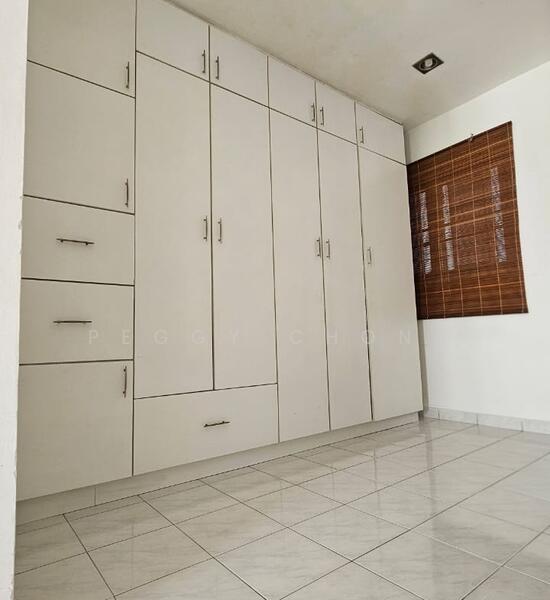 For Rent - Segar Courts