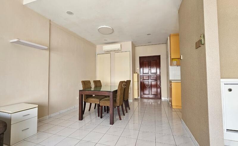 For Rent - Segar Courts