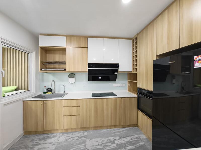Condominium for Rent at Paraiso Residence @ The Earth - Grace Tham - Kitchen - PropertyGuru.com.my