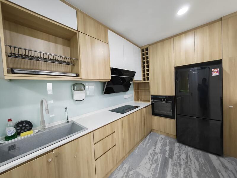 Condominium for Rent at Paraiso Residence @ The Earth - Grace Tham - Kitchen - PropertyGuru.com.my