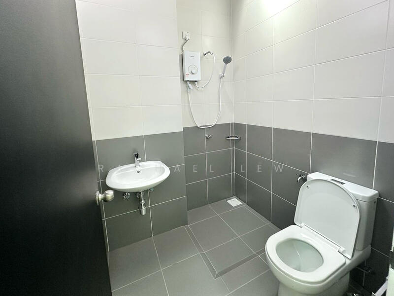 2-storey Terraced House for Sale in Eco Botanic (Iskandar Puteri (Nusajaya)) - Rachael Lew - Bathroom - PropertyGuru.com.my