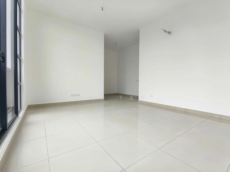 Rumah Kluster untuk Dijual di Setia Tropika (Johor Bahru) - Ace Tan - Bedroom - PropertyGuru.com.my