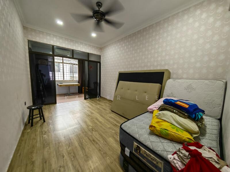 2-storey Terraced House for Sale in Skudai (Johor) - Kasper Lee - Living Room - PropertyGuru.com.my