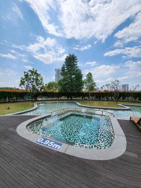 Service Residence for Sale at HYVE - Luwis Ling - Pool - PropertyGuru.com.my
