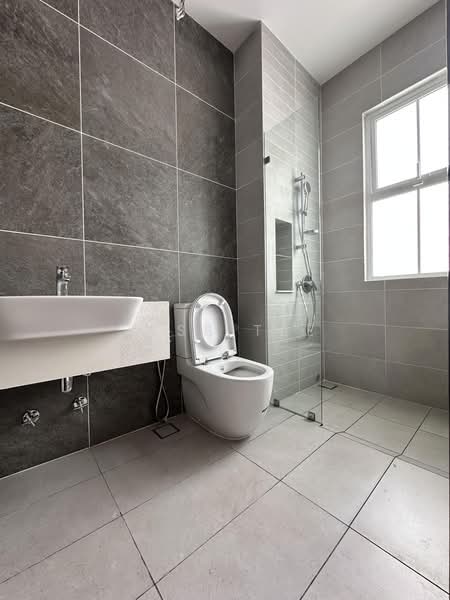 Rumah Banglo untuk Disewa di Setia Eco Park (Setia Alam) - Jess Tee - Bathroom - PropertyGuru.com.my