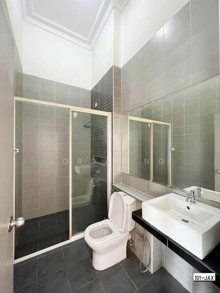 2-storey Terraced House for Sale in Bandar Bukit Raja (Klang) - Jordan Ng - Bathroom - PropertyGuru.com.my