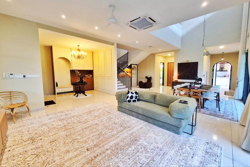 Semi-Detached House for Sale in Elmina (Shah Alam) - Mohd Fadzli - Living Room - PropertyGuru.com.my