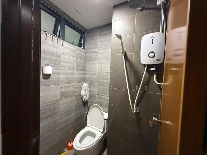 Servis Apartment untuk Disewa di Symphony Tower (Menara Simfoni) - Vincent Tee - Bathroom - PropertyGuru.com.my