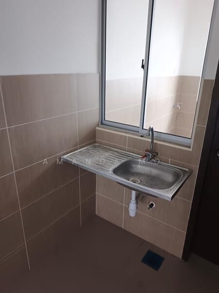 Terraced House for Rent in Kangkar Pulai (Skudai) - Amanda Moi - Kitchen - PropertyGuru.com.my