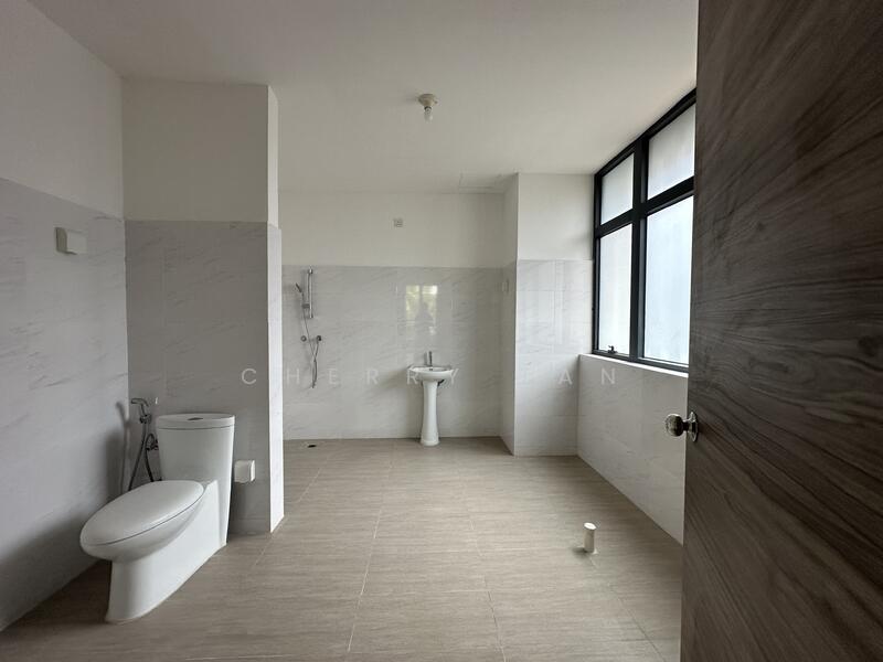 Forest City Anise Pearl untuk Untuk Disewa - RM 7,000 /bulan, Apr 2026 - Bathroom - PropertyGuru.com.my