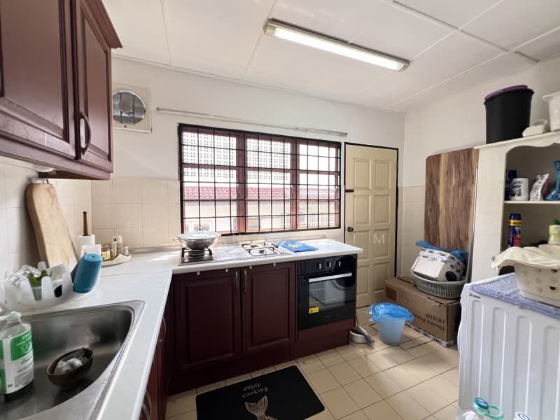 Rumah Teres 2 Tingkat untuk Dijual di Tropicana Indah (Kota Damansara) - Esther Lim - Kitchen - PropertyGuru.com.my