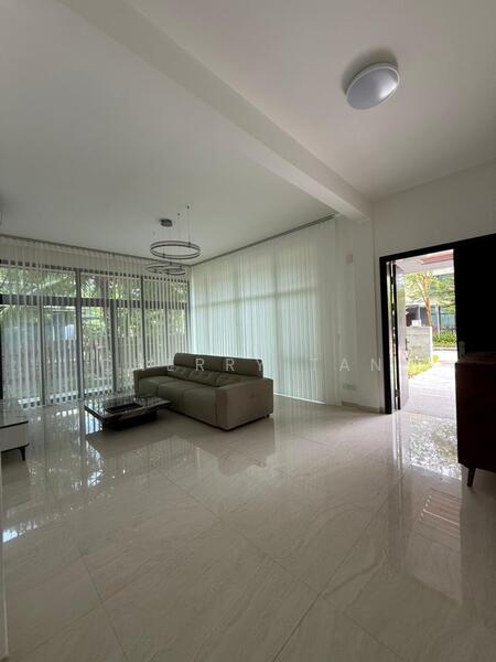 Forest City Anise Pearl untuk Untuk Disewa - RM 8,000 /bulan, Apr 2026 - Living Room - PropertyGuru.com.my