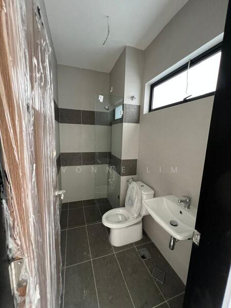 Untuk Dijual - TAMAN IMPIAN EMAS (HONEYDALE RESIDENCE)