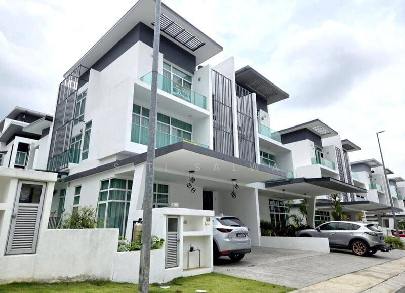 Clover @ Garden Residence untuk Untuk Dijual - RM 2,100,000, Mac 2026 - Exterior - PropertyGuru.com.my