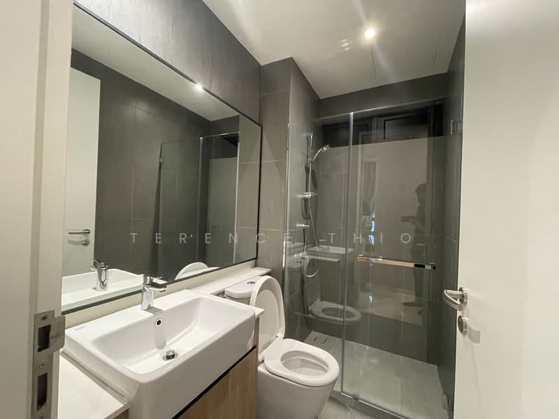 Servis Apartment untuk Disewa di 10 Stonor - Terence Thio - Bathroom - PropertyGuru.com.my