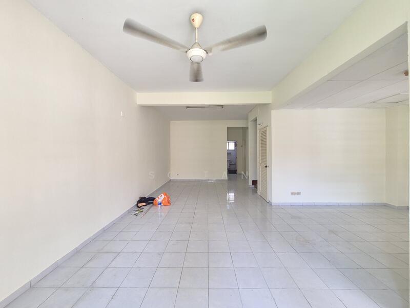 2-storey Terraced House for Sale in Kota Kemuning (Shah Alam) - SC Tan - Living Room - PropertyGuru.com.my