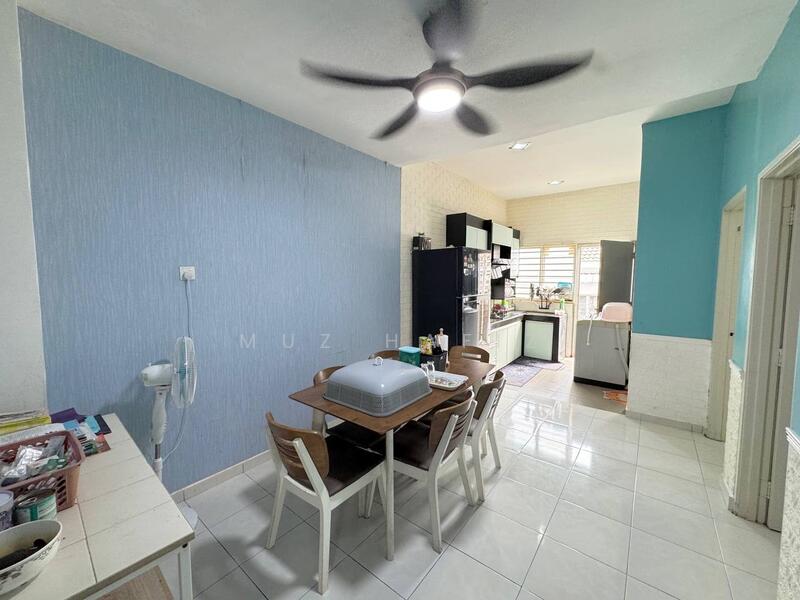 Terraced House for Sale in Seremban (Negeri Sembilan) - Muz Hafiz - Dining Room - PropertyGuru.com.my
