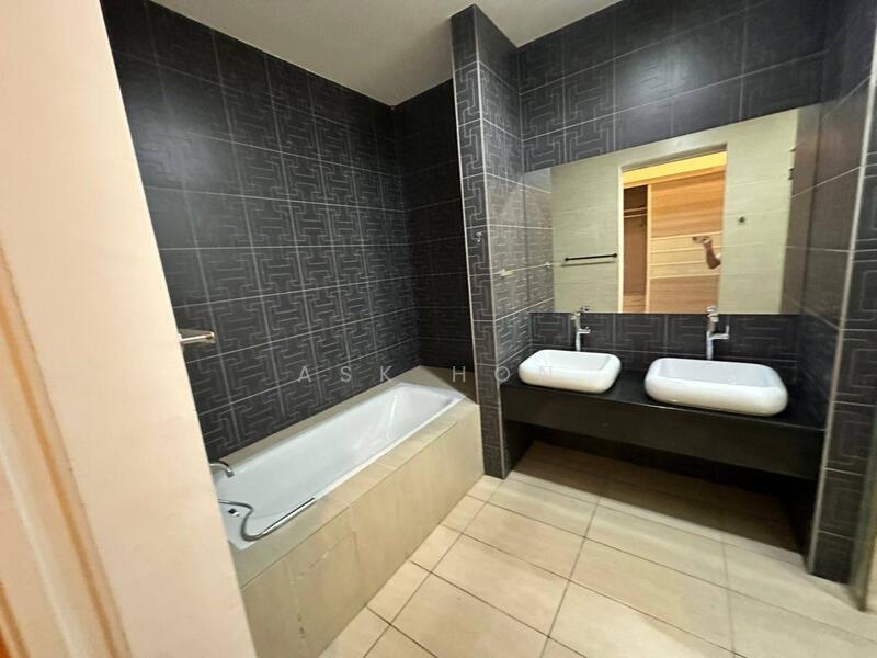 Bungalow for Sale in East Ledang (Iskandar Puteri (Nusajaya)) - Ask Hon - Bathroom - PropertyGuru.com.my