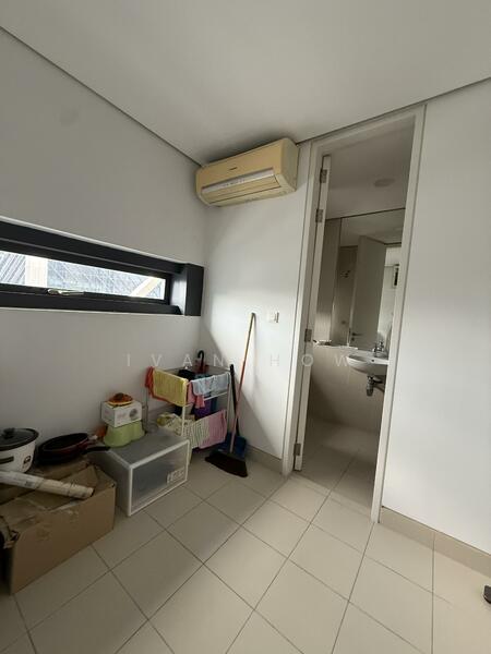 Condominium for Sale at Condominium @ The Troika - Ivan How - Bathroom - PropertyGuru.com.my