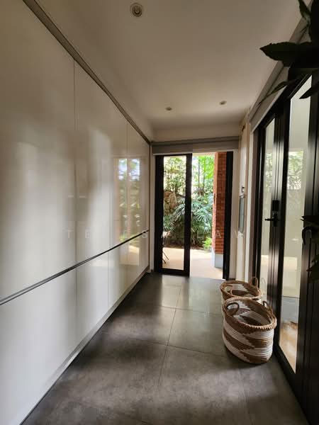 Rumah Banglo untuk Dijual di Bukit Gita Bayu (Seri Kembangan) - Teresa Law - Corridor - PropertyGuru.com.my