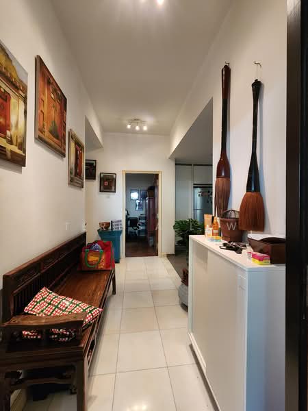 Rumah Banglo untuk Dijual di Bukit Gita Bayu (Seri Kembangan) - Teresa Law - Entrance - PropertyGuru.com.my