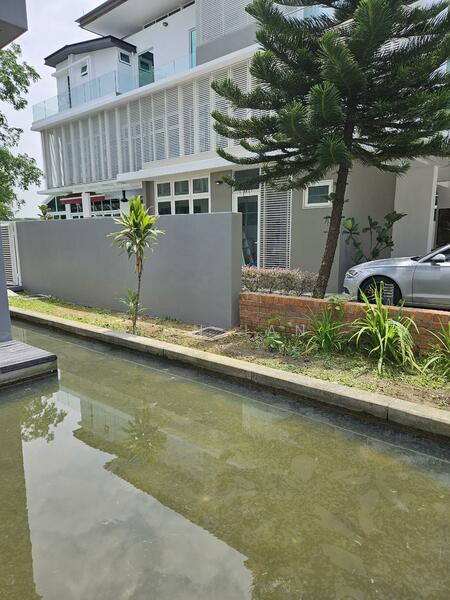 Untuk Disewa - The Glades