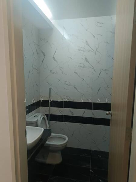 Condominium for Rent at QuayWest Residence - Jayden Yeap - Bathroom - PropertyGuru.com.my