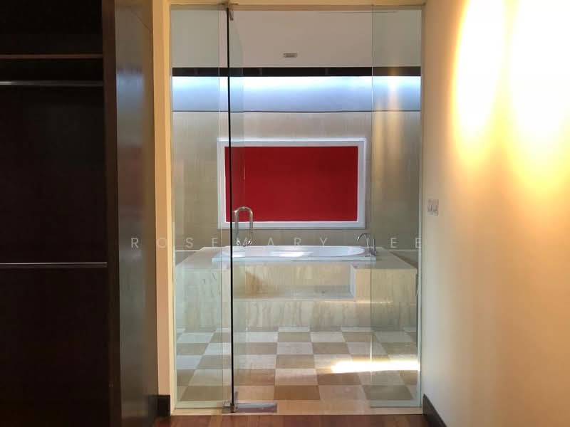 Semi-Detached House for Sale in Duta Tropika (Batu) - Rosemary Lee - Bathroom - PropertyGuru.com.my