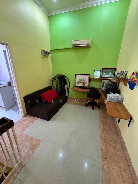 2-storey Terraced House for Sale in Lestari Putra (Seri Kembangan) - Sally Wong - Study - PropertyGuru.com.my