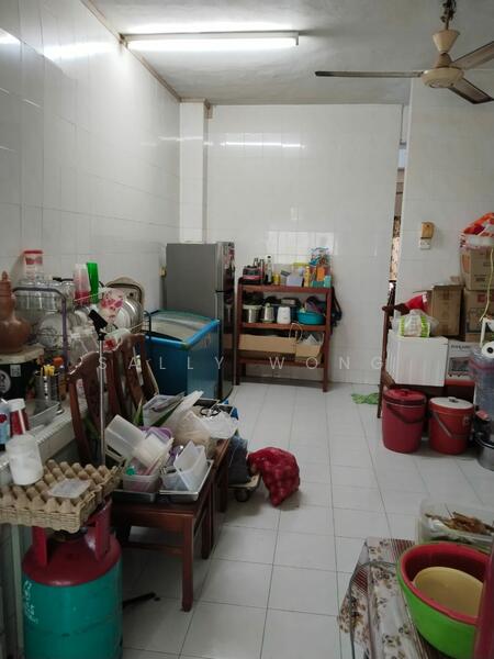 2-storey Terraced House for Sale in Taman Universiti Indah (Seri Kembangan) - Sally Wong - Kitchen - PropertyGuru.com.my