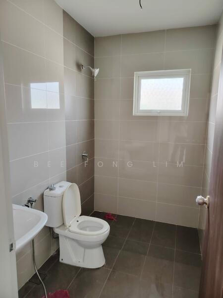 Amverton Hills @ Sungai Buloh untuk Untuk Dijual - RM 1,300,000, Feb 2026 - Bathroom - PropertyGuru.com.my