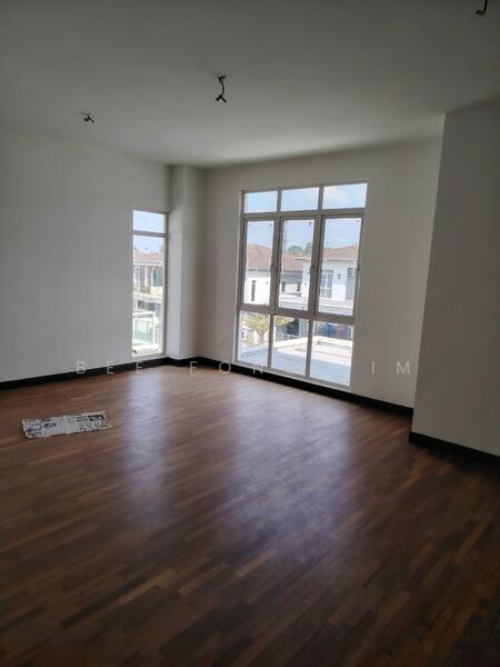 Amverton Hills @ Sungai Buloh untuk Untuk Dijual - RM 1,300,000, Feb 2026 - Living Room - PropertyGuru.com.my