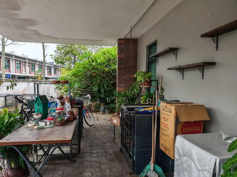 Rumah Teres 2-Tingkat untuk Dijual di Telok Panglima Garang (Selangor) - Esther Leong - Exterior - PropertyGuru.com.my