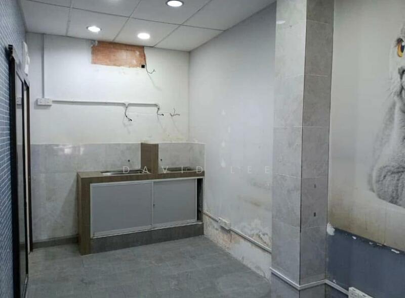 Shop for Sale in Taman Setia Balakong (Balakong) - David Lee - Interior - PropertyGuru.com.my