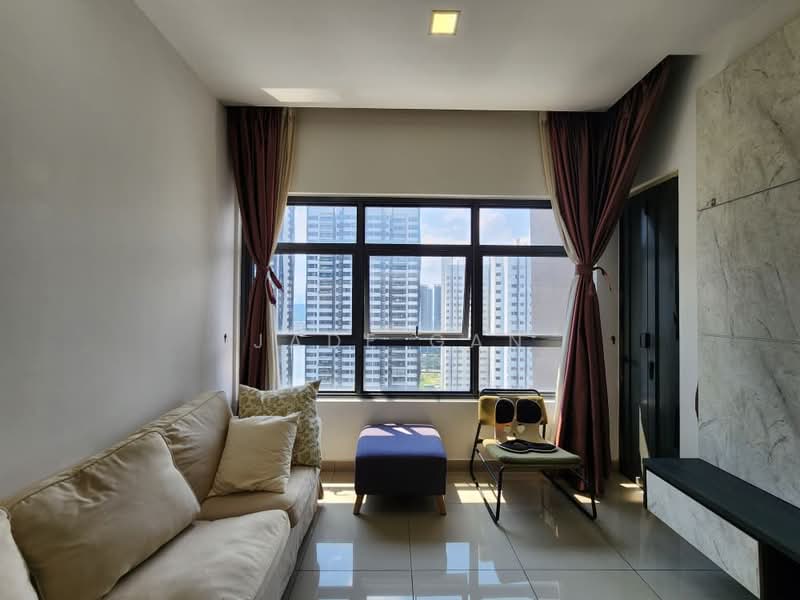 Kondominium untuk Disewa di Lakeville Residence - Jade Gan - Living Room - PropertyGuru.com.my