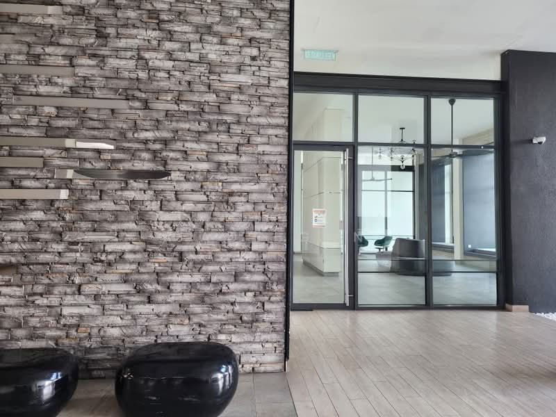 Kondominium untuk Disewa di Lakeville Residence - Jade Gan - Entrance - PropertyGuru.com.my